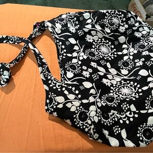 White and black thirty one hobo bag